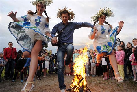 Understanding the Cultural Significance of the Summer Solstice Pavan Dance
